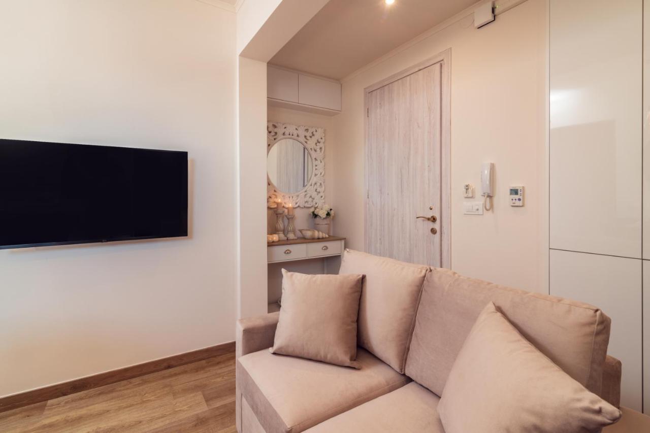 Maison Downtown Luxury Apartments! Zakynthos Exterior photo
